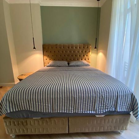 Classic And New Brand Apartment San Stefano 9 Варна Екстер'єр фото